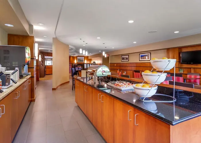 Comfort Suites North